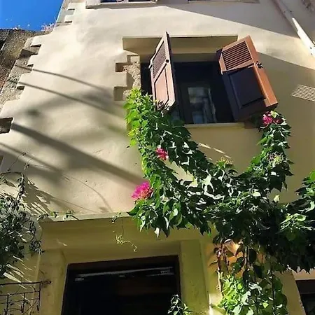 Traditional 3 Story Townhouse ,batta Hanem *