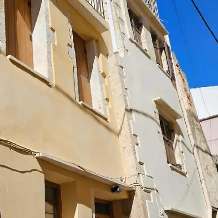 Traditional 3 Story Townhouse ,batta Hanem Holiday home *
