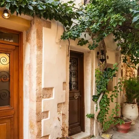 Traditional 3 Story Townhouse ,batta Hanem * Chania (Crete)