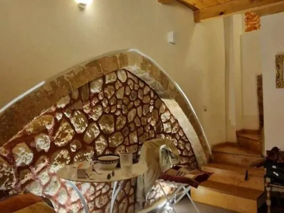 Traditional 3 Story Townhouse ,batta Hanem * Χανιά