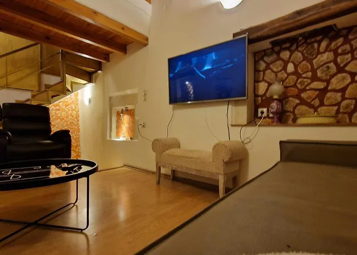 Traditional 3 Story Townhouse ,batta Hanem Σπίτι διακοπών Χανιά